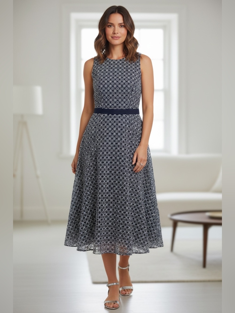Ann‎ Taylor Wmn’s 8 Double Eyelet Sleeveless Midi Dress